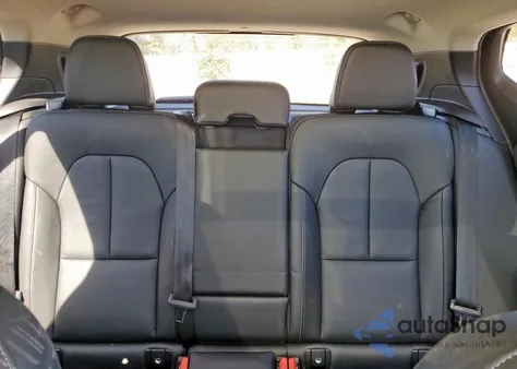 2025 Volvo Xc40 Plus z USA, uszkodzony, nr VIN YV4L12UE8S2595275